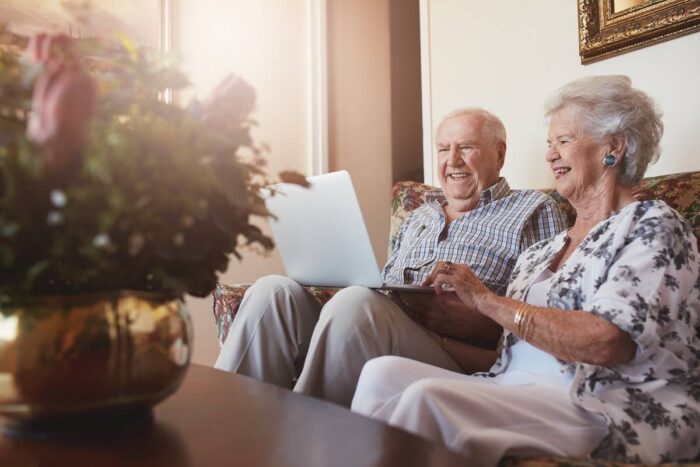 Programs That Offer Free Laptops For Senior Citizens